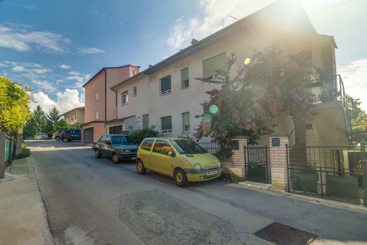 Apartments Tonka Near Beach And Sea PUY Exterior foto